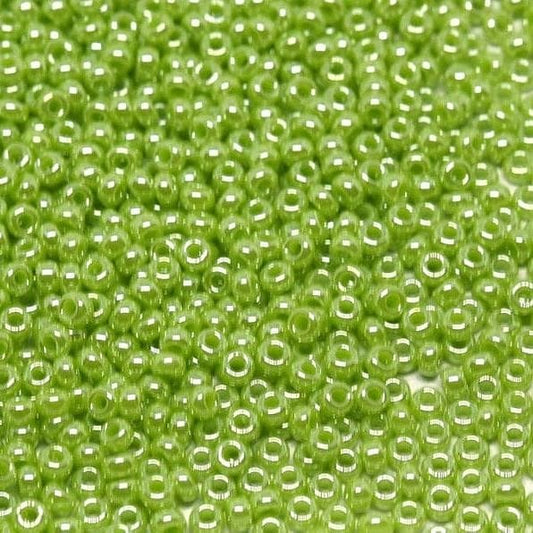 Miyuki Boncuk, MiyukiRoundBeads11/0-0439 Opaque Chartreuse Luster