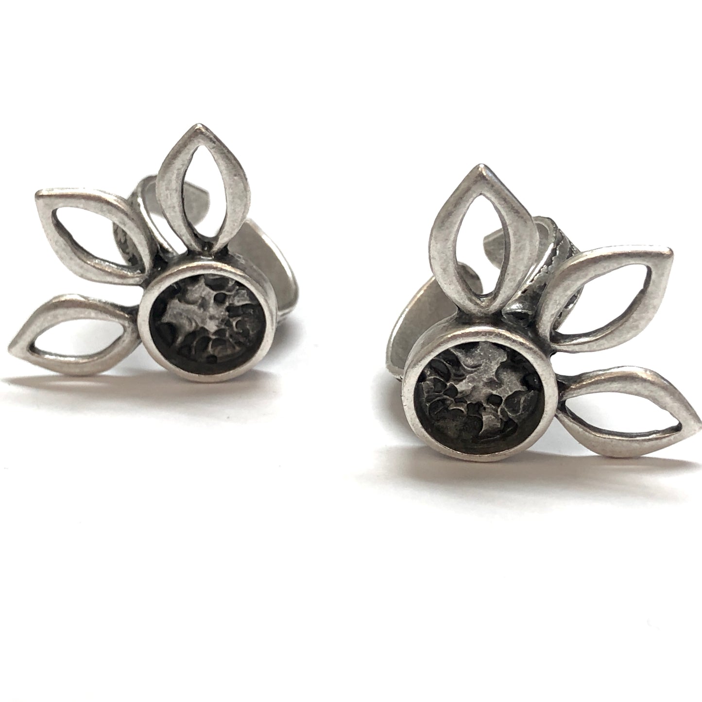 Antique Silver Plated Brass Ring - 16