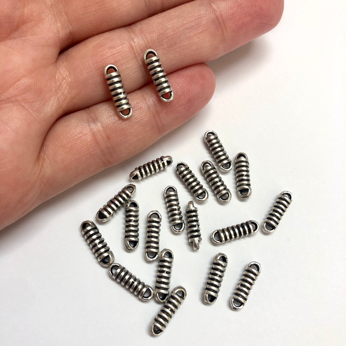 Antik Gümüş Kaplama Kolye Ucu -044