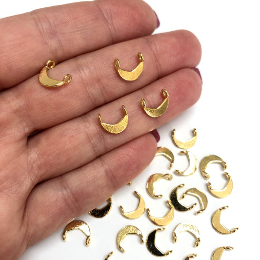 Gold Plated Zircon Stone Hz. Jesus and the Cross Pendant - 6