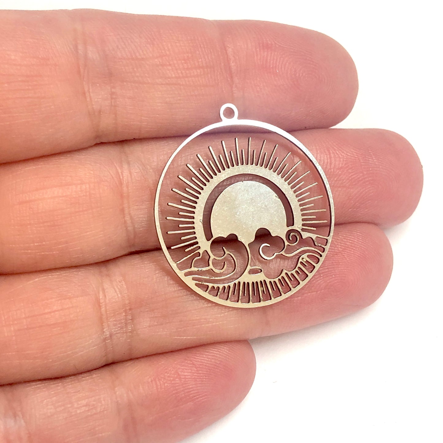 Stainless Steel Sunny Clouds Pendant (Stainless Steel Sunny Clouds Pendant)