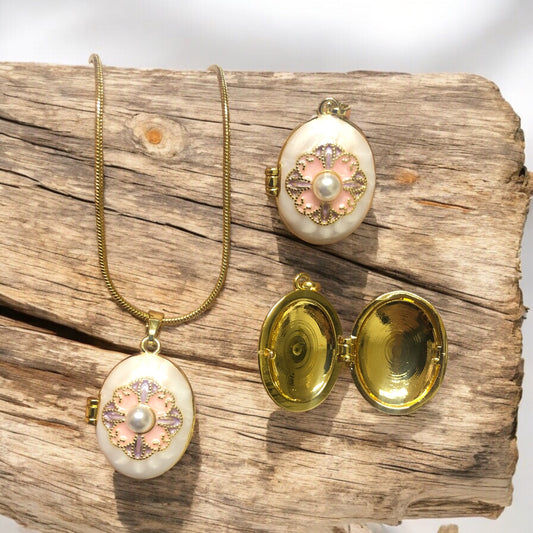 Altın Kaplama Zirkon Taşlı  Açılabilir Kolye Ucu - İncili Çiçek