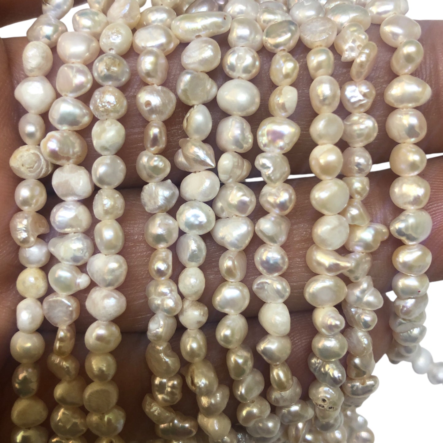 4mm Şekilsiz Doğal İnci