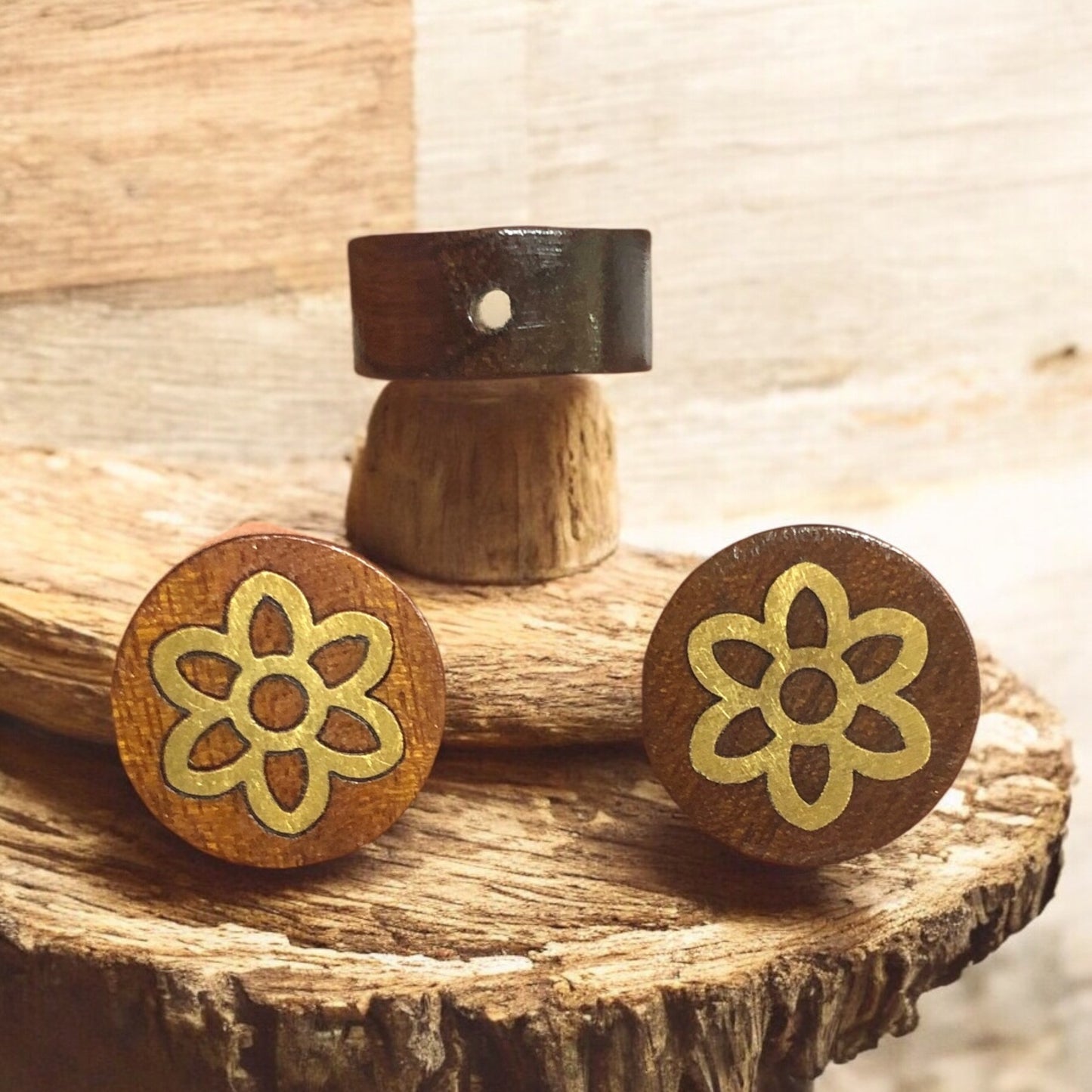 Esmer Venge Üzeri Pirinç Kakma Aparat  - 6