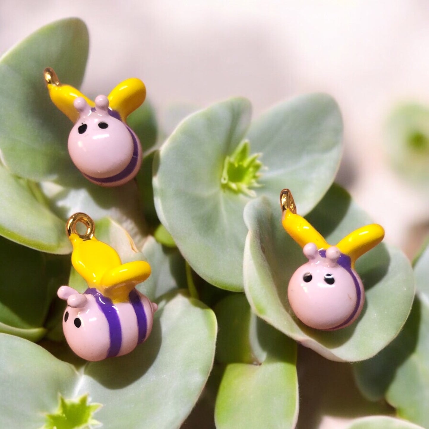 Gold Plated Enamel Strawberry Shaking Attachment - Neon Green