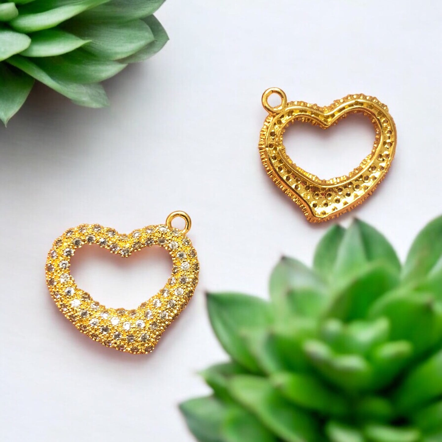 Altın Kaplama Zirkon Taşlı Kalp  Kolye Ucu ❤