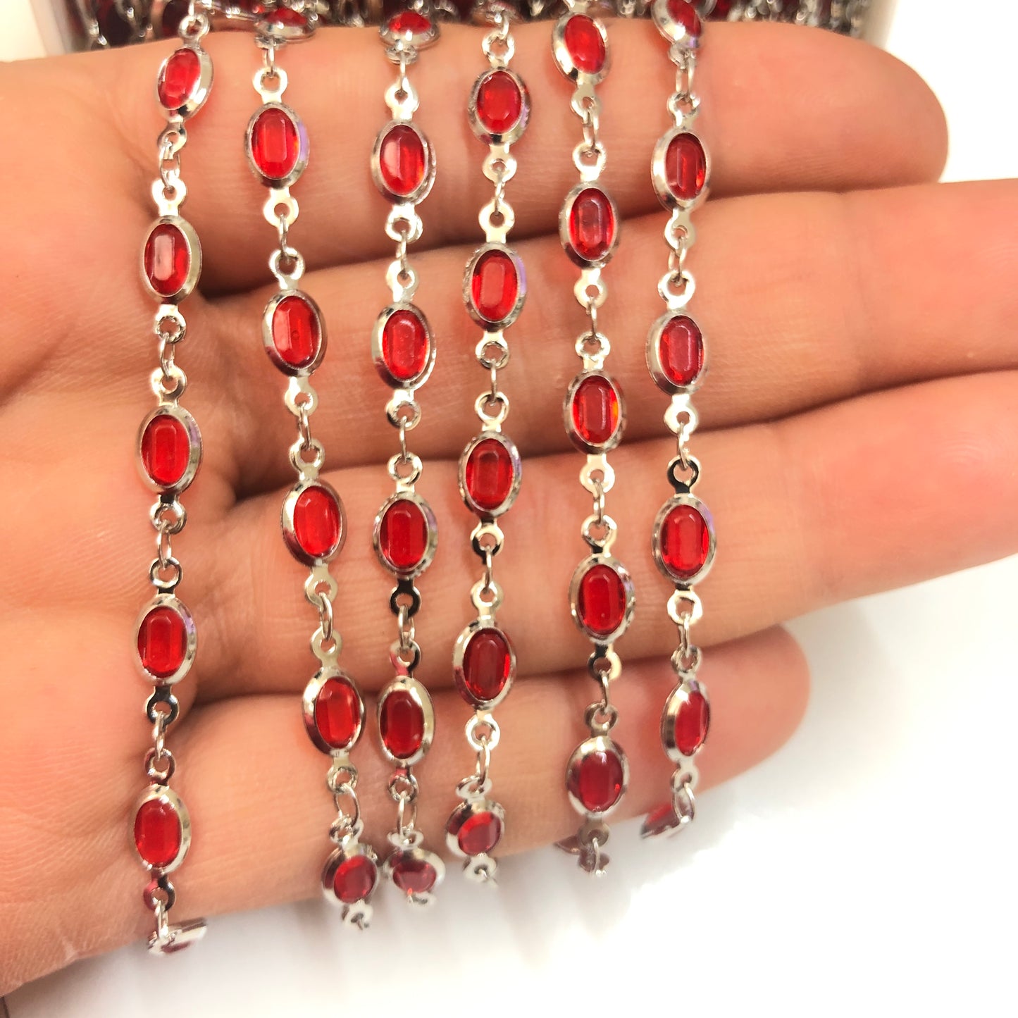 Rodyum Kaplama Oval Taşlı Zincir  -Kırmızı