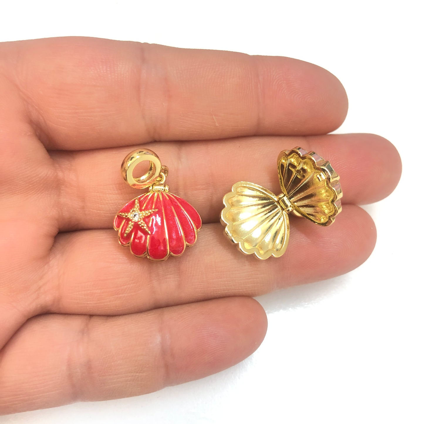 Altın  Kaplama Üç Boyutlu Zirkon Taşlı Mineli İstiridye Kolye Ucu-Kırmızı