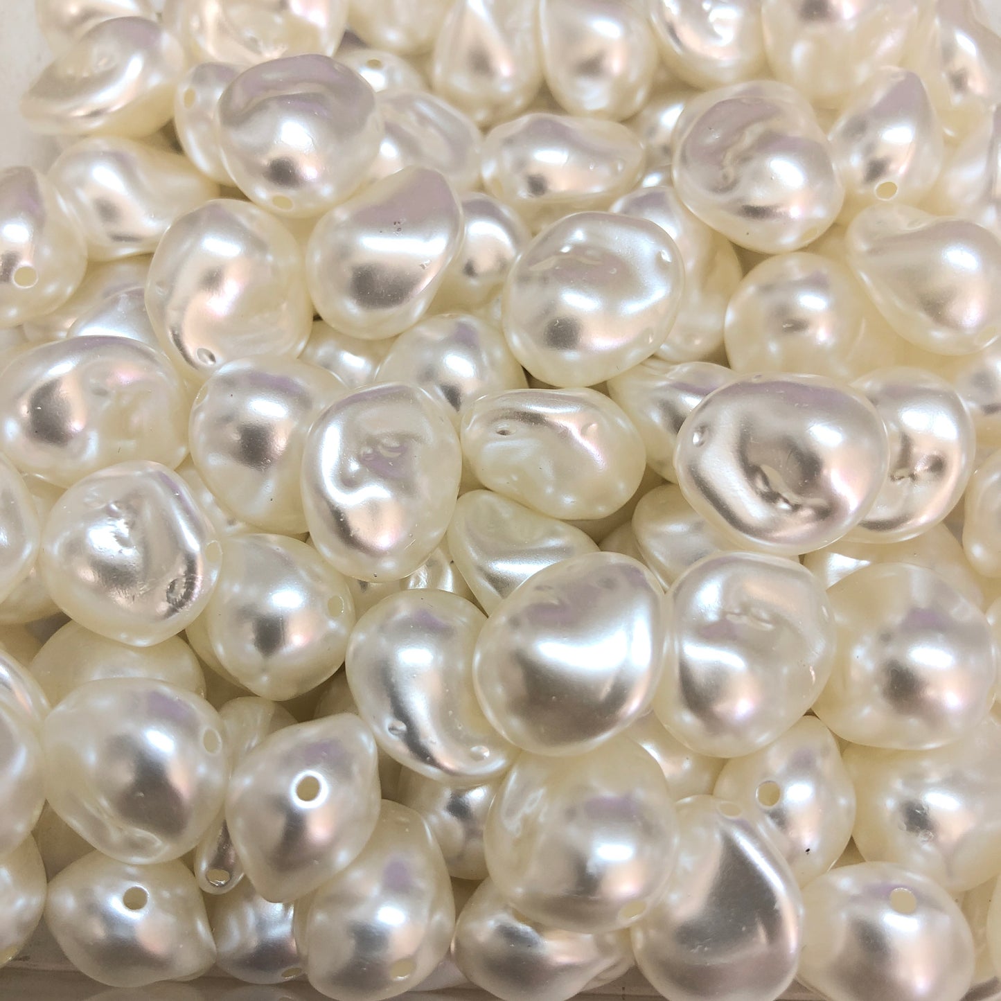 Akrilik Şekilsiz İnci Krem- No:0122