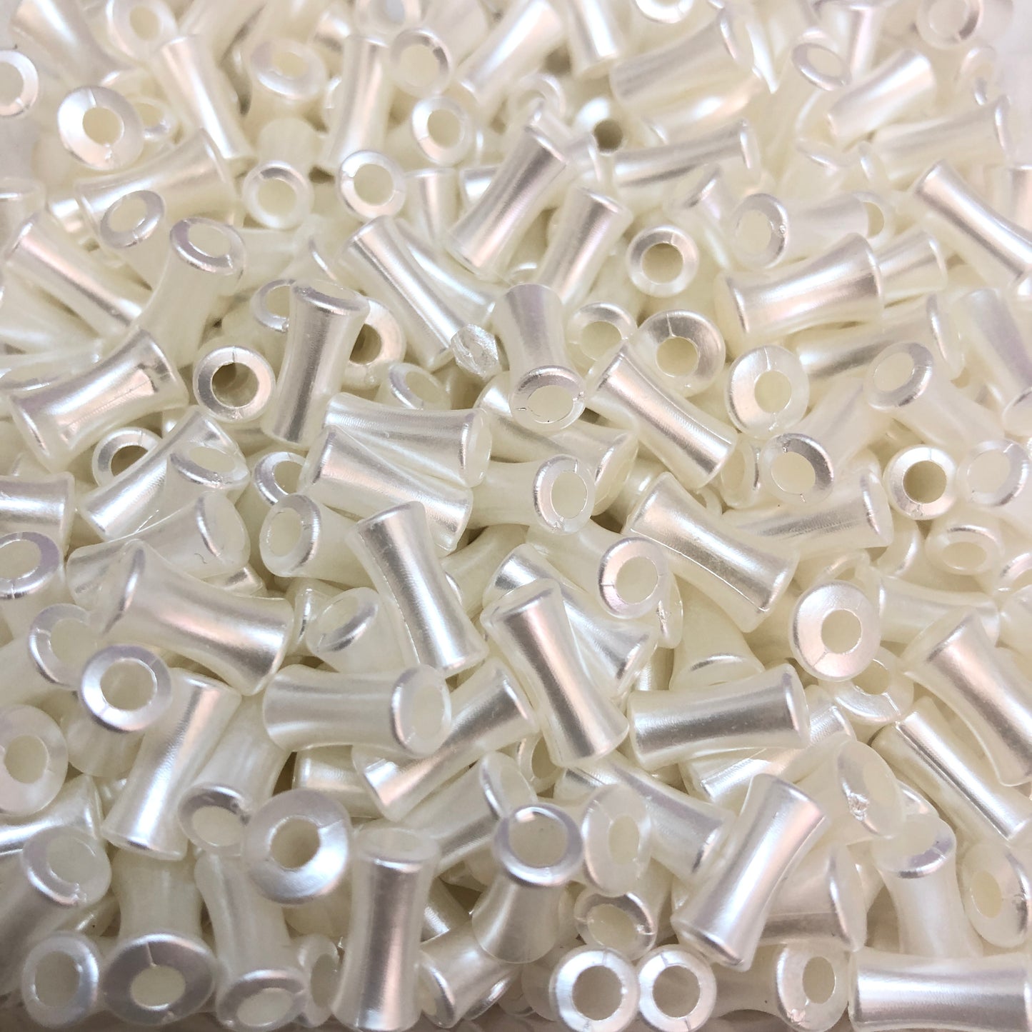 Akrilik Şekilsiz İnci Krem- Vazo No:0123