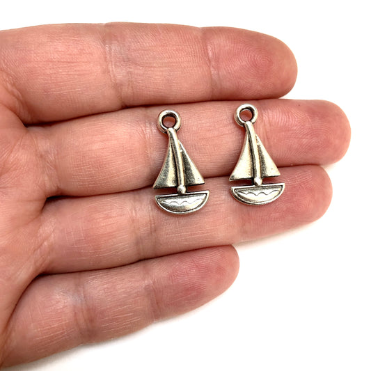 Antik Gümüş Kaplama Yelkenli