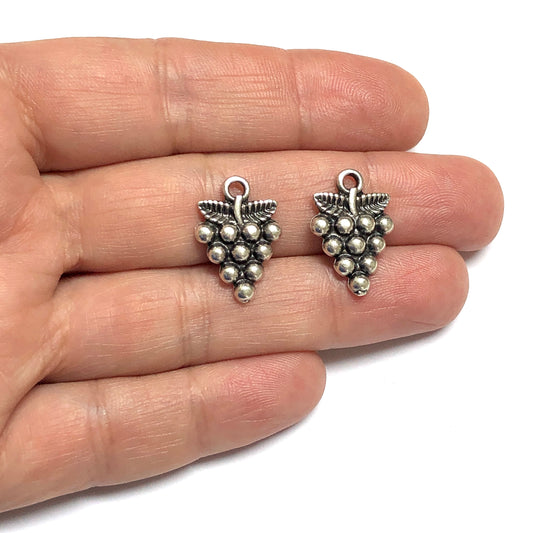 Antik Gümüş Kaplama Büyük Üzüm Salkımı