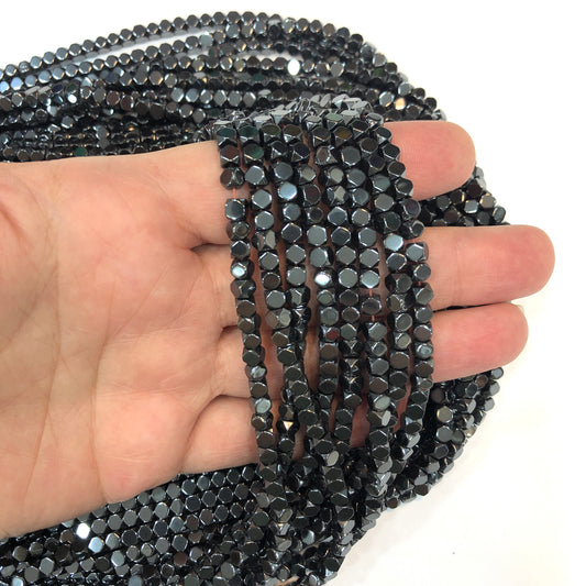 4mm Traşlı Küp Hematit - Antrasit