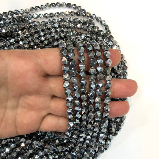 6mm Piramit Hematit - Gümüş