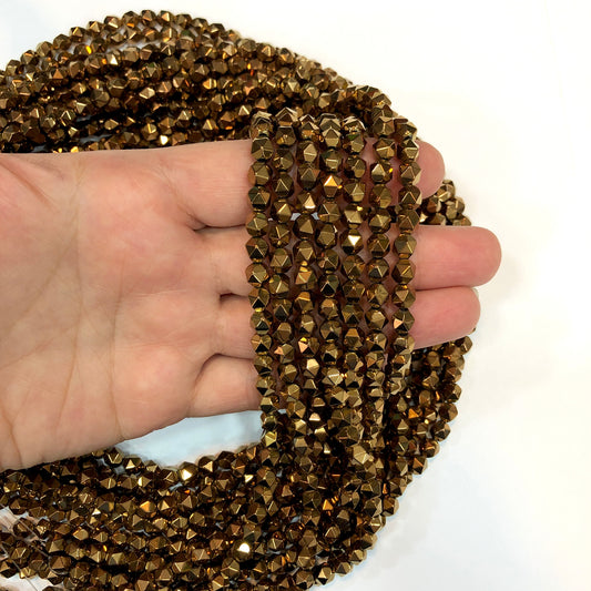 6mm Piramit Hematit - Bakır