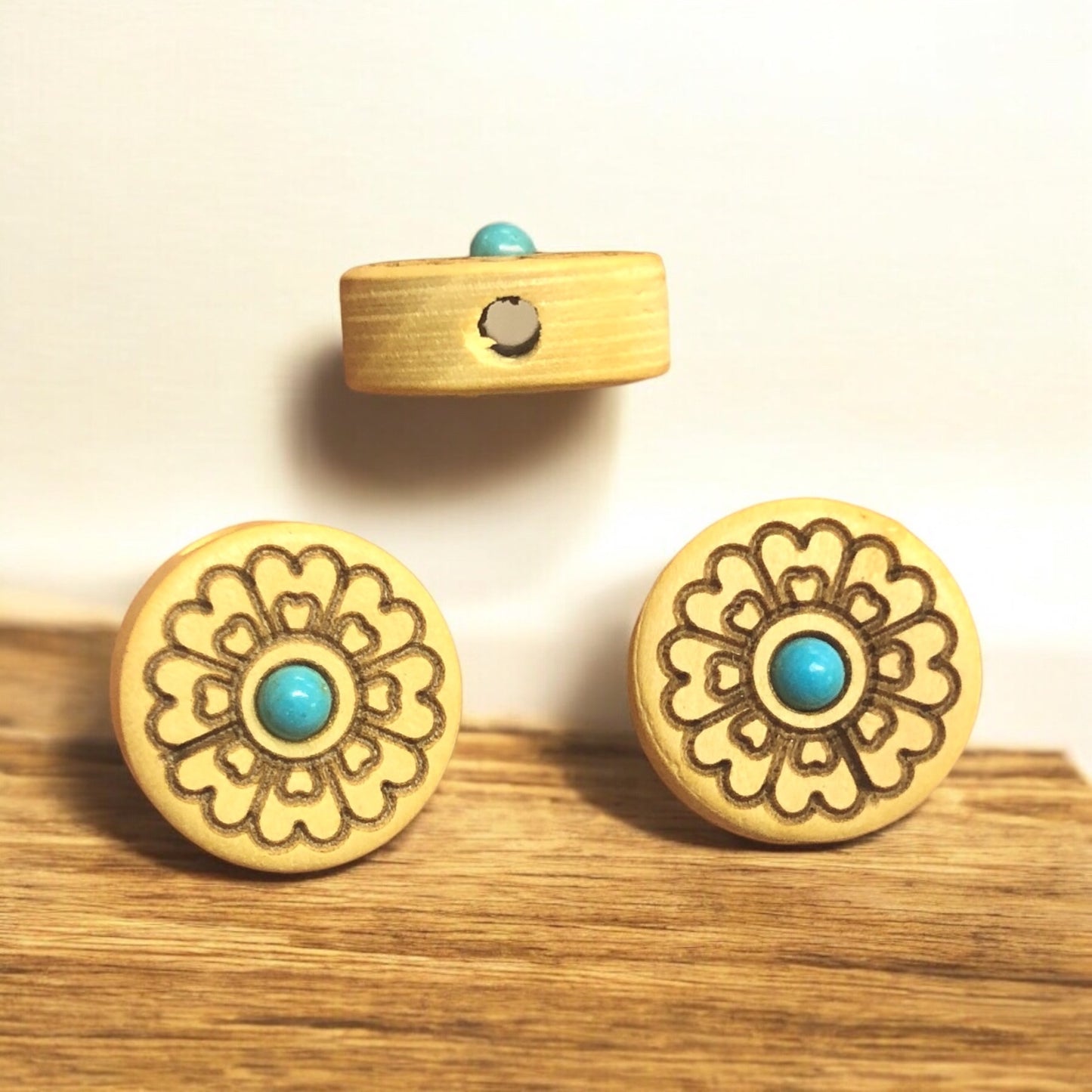 Sandal Ağacı Oyma Turkuaz Taşlı Aparat-3