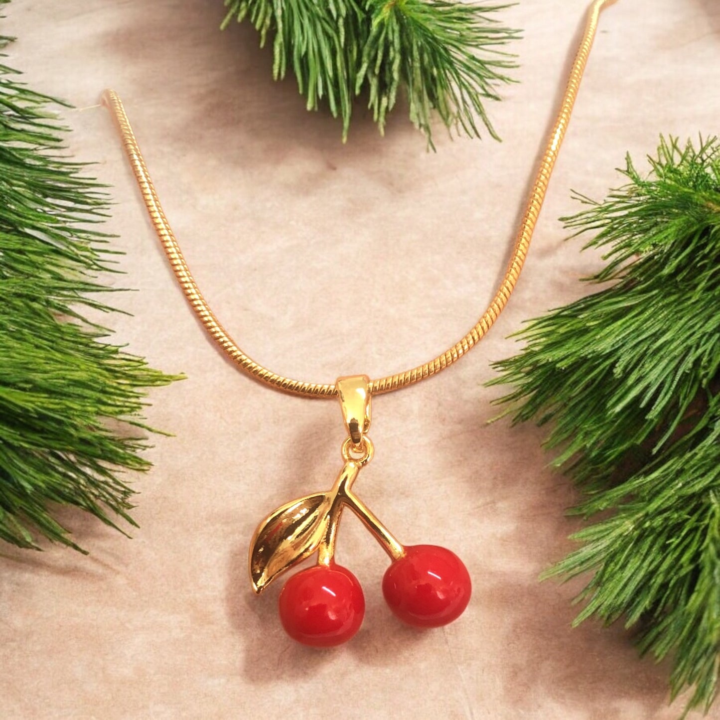 Altın Kaplama Mineli Kiraz Kolye Ucu