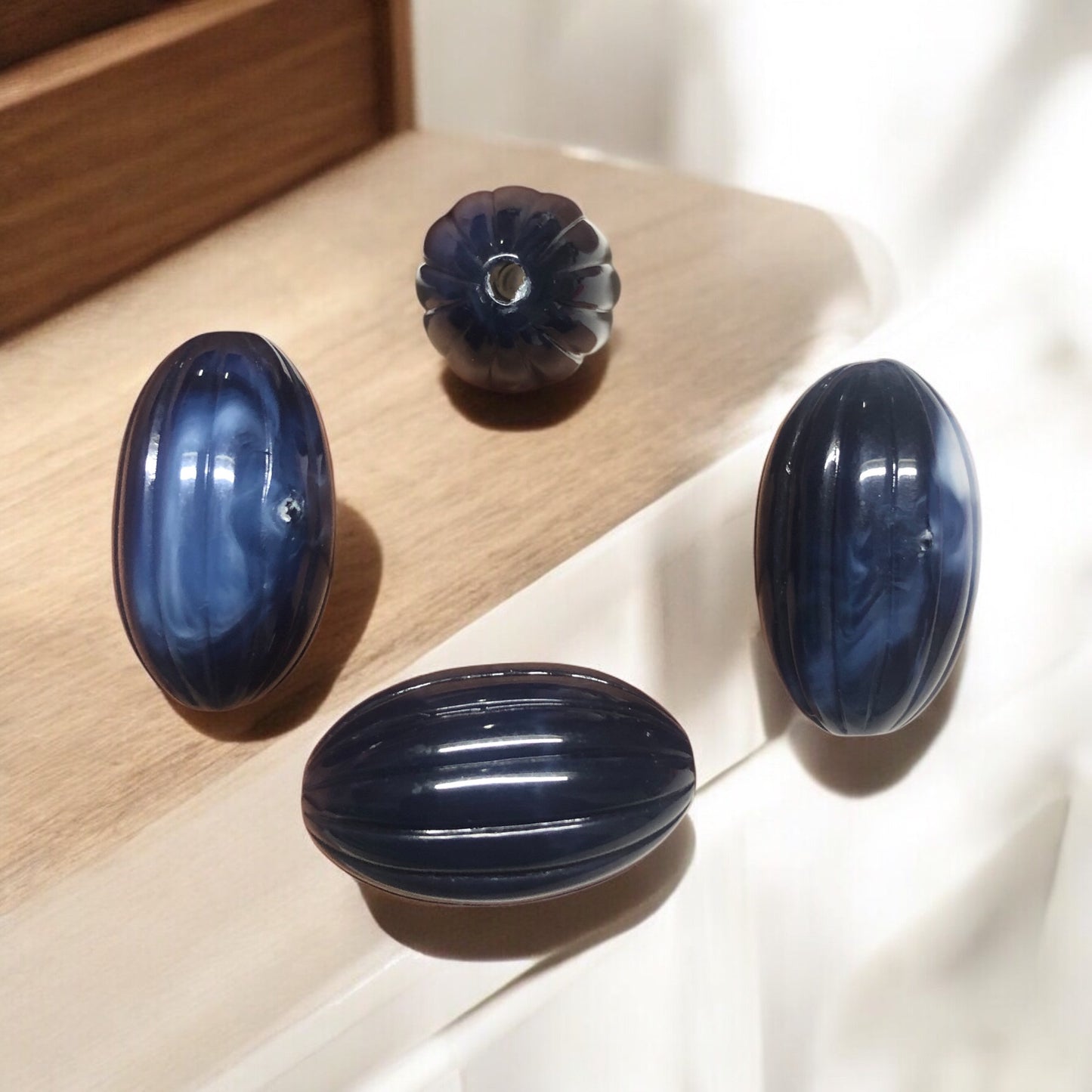 A Kalite Akrilik Çizgili Oval 17x29mm- Lacivert  Ebruli