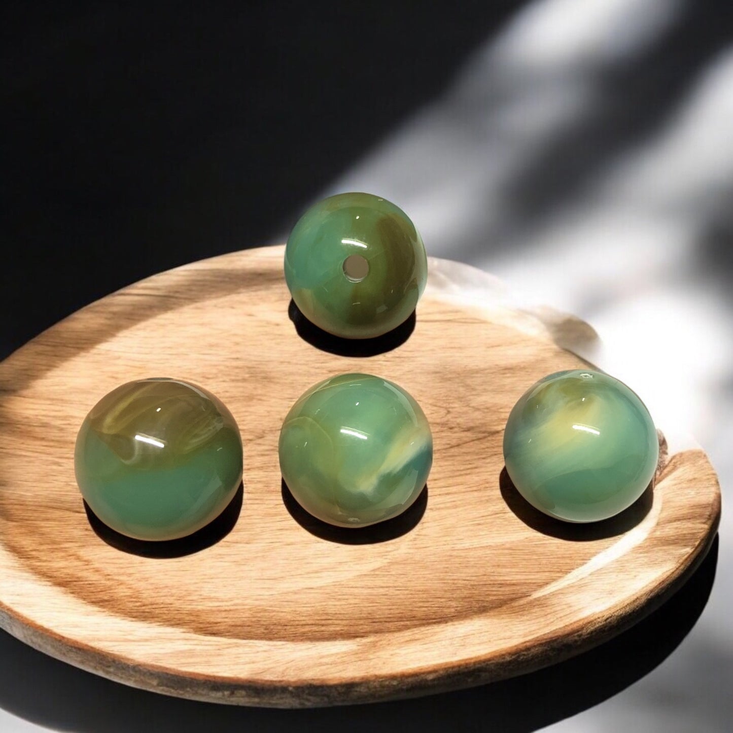 A Kalite Akrilik 18mm Top- Ebruli Mint