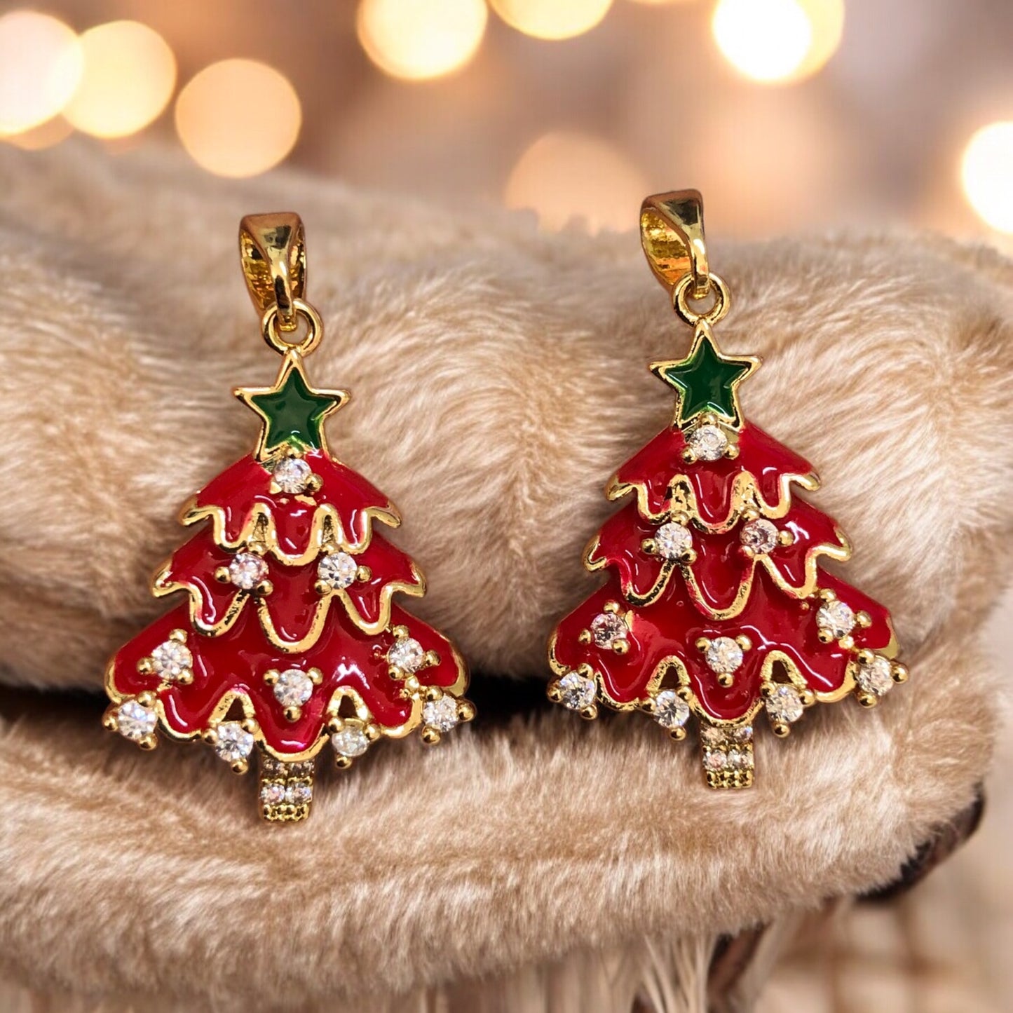 Altın Kaplama Mineli Zirkon Taşlı Mineli Yeni Yıl Aparat - Çam Ağacı Kırmızı