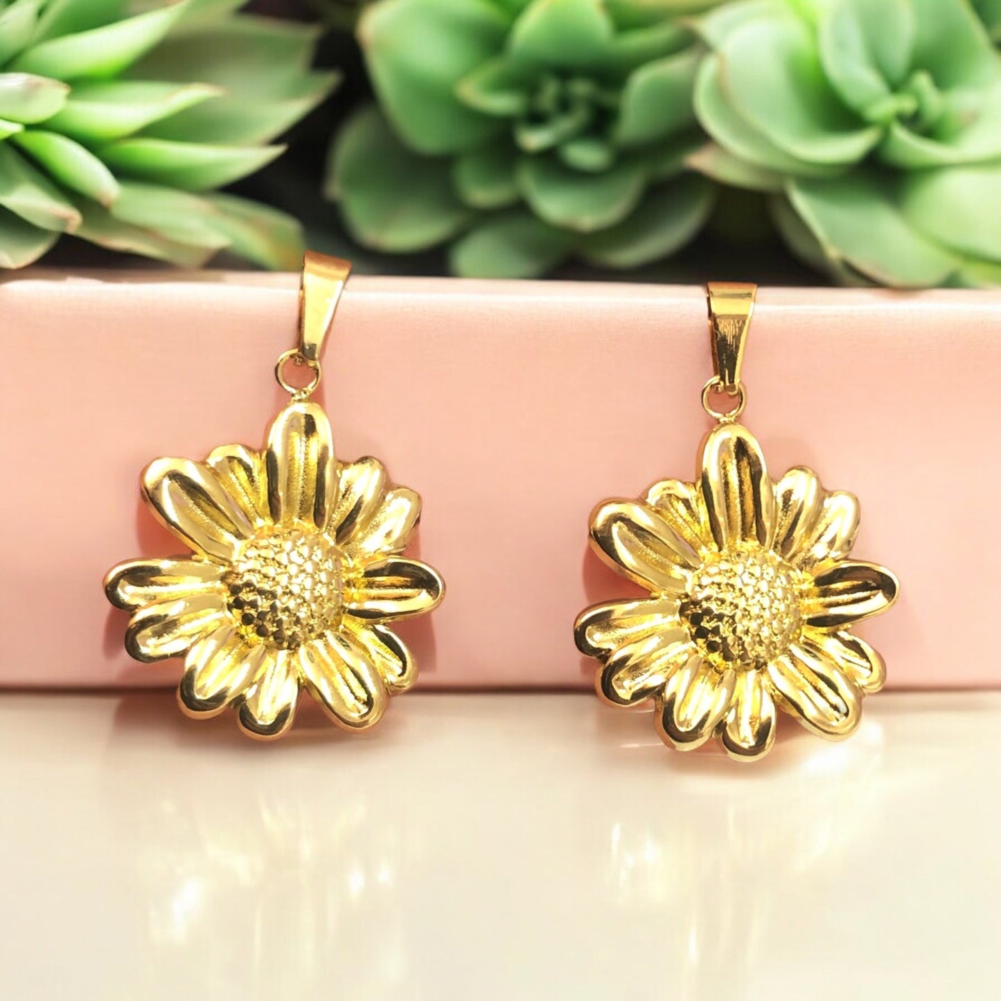 Sarı Çelik Çiçek Kolye Ucu 19mm