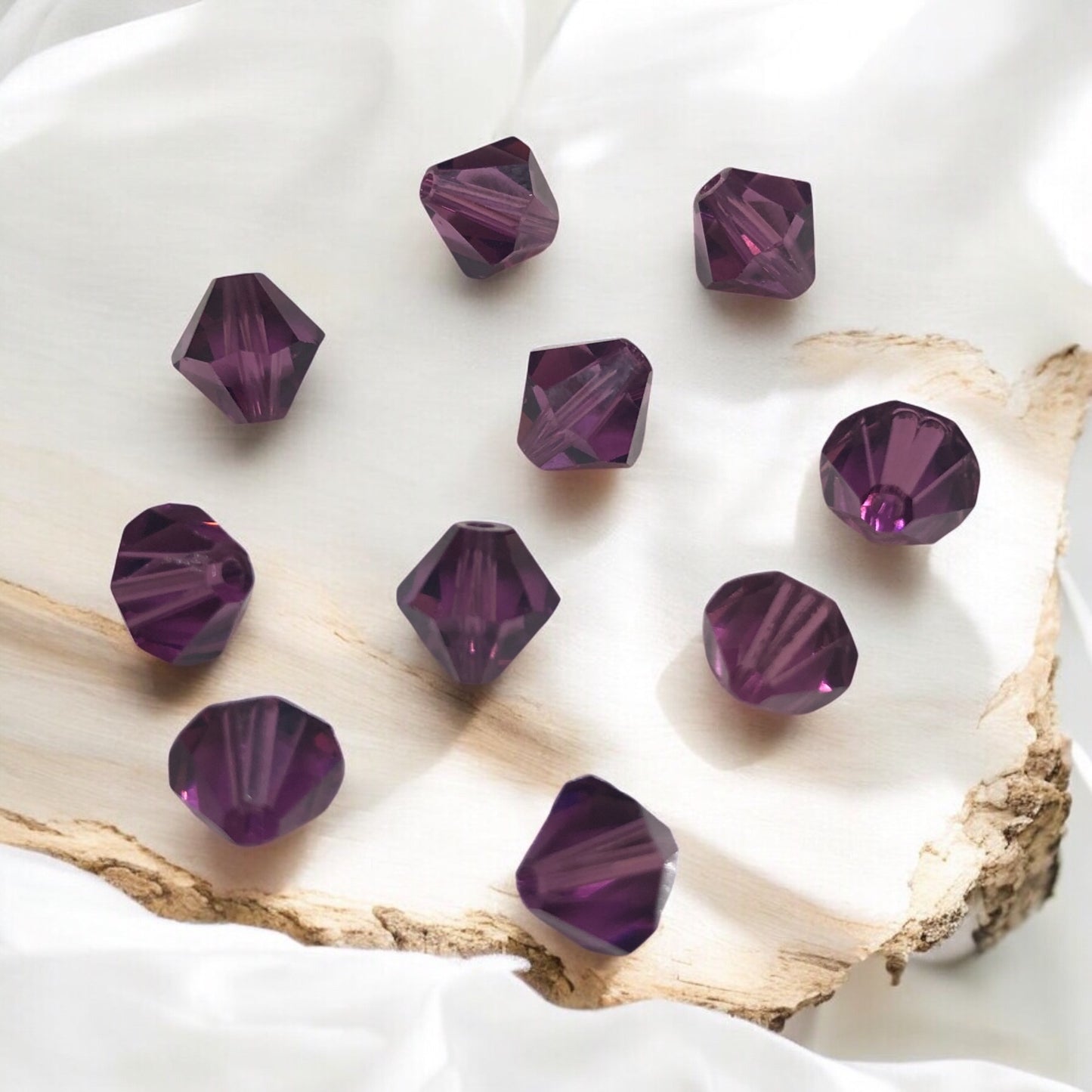 Swarovski 8mm Piramit (Bicone ) Şeffaf Ametis ( Ameytyst) - 003