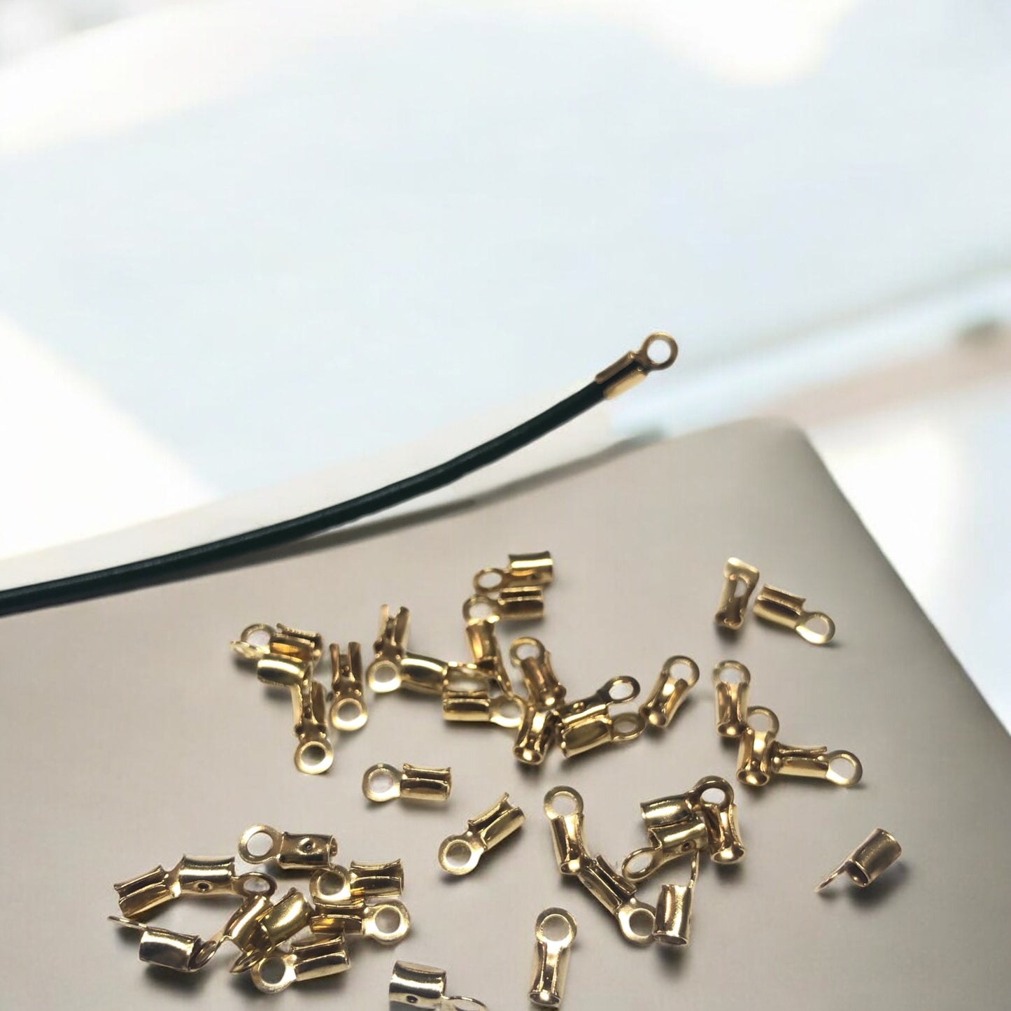 Altın Kaplama Yuvarlak Açık Deri Sıkma (1,5mm)