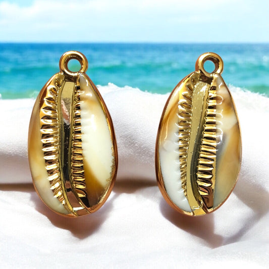 Akrilik Altın Yaldızlı Sallantı Deniz Kabuğu