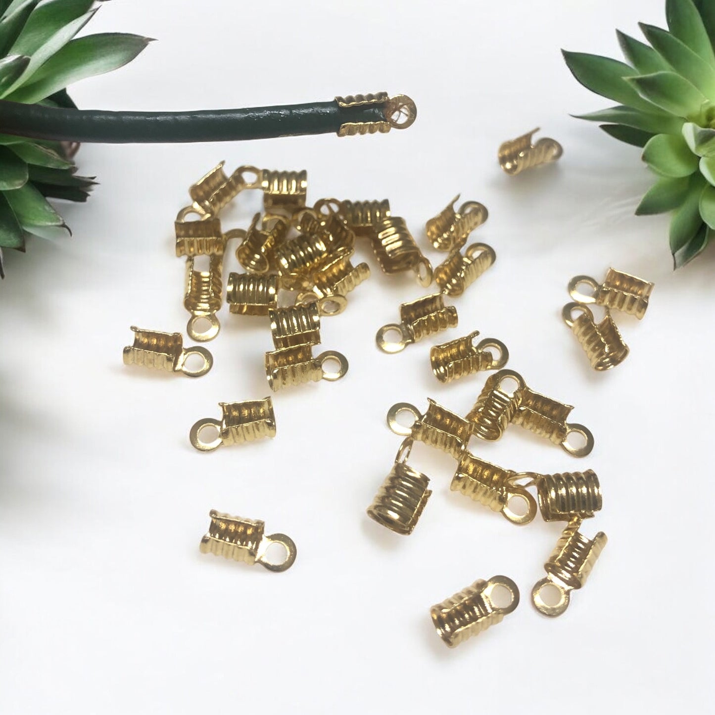 Altın Kaplama Yuvarlak Çizgili Açık Deri Sıkma (3 mm)