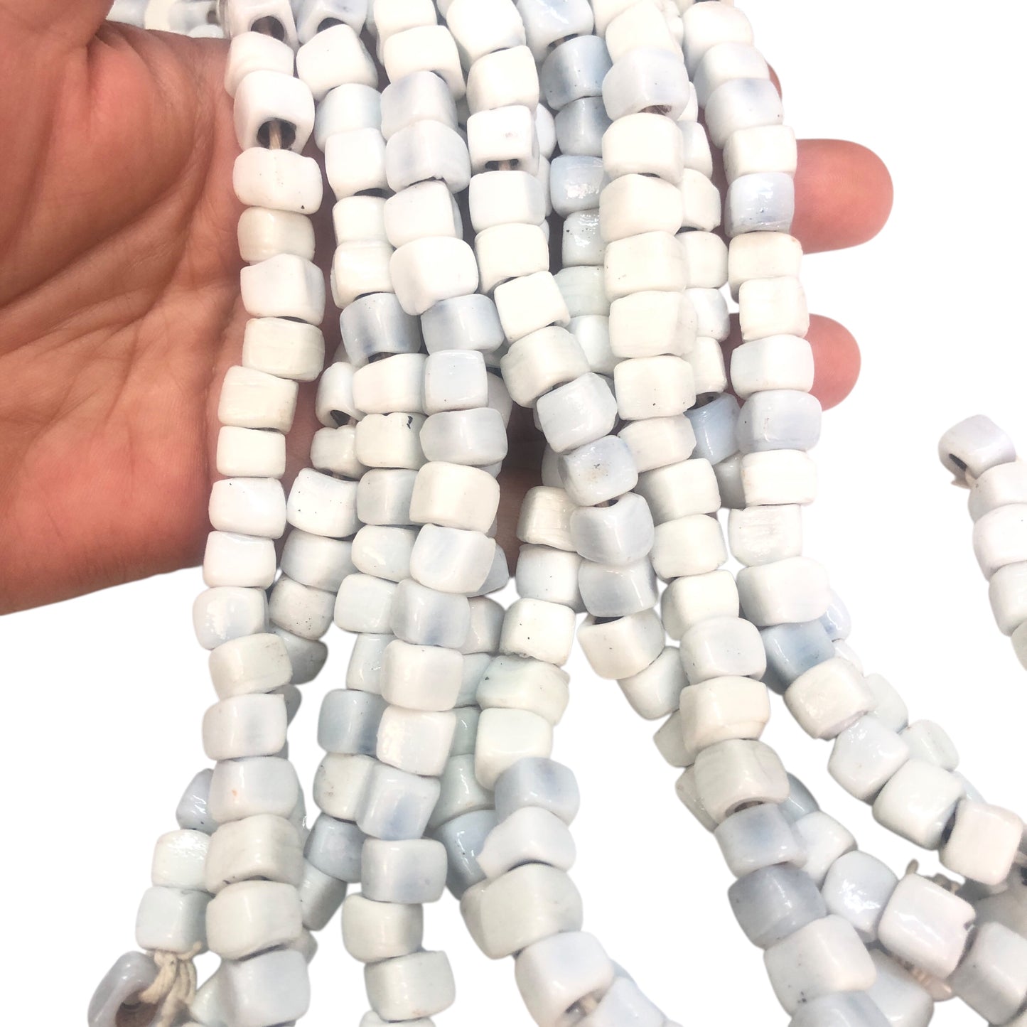 Cube Hearth Beads White 