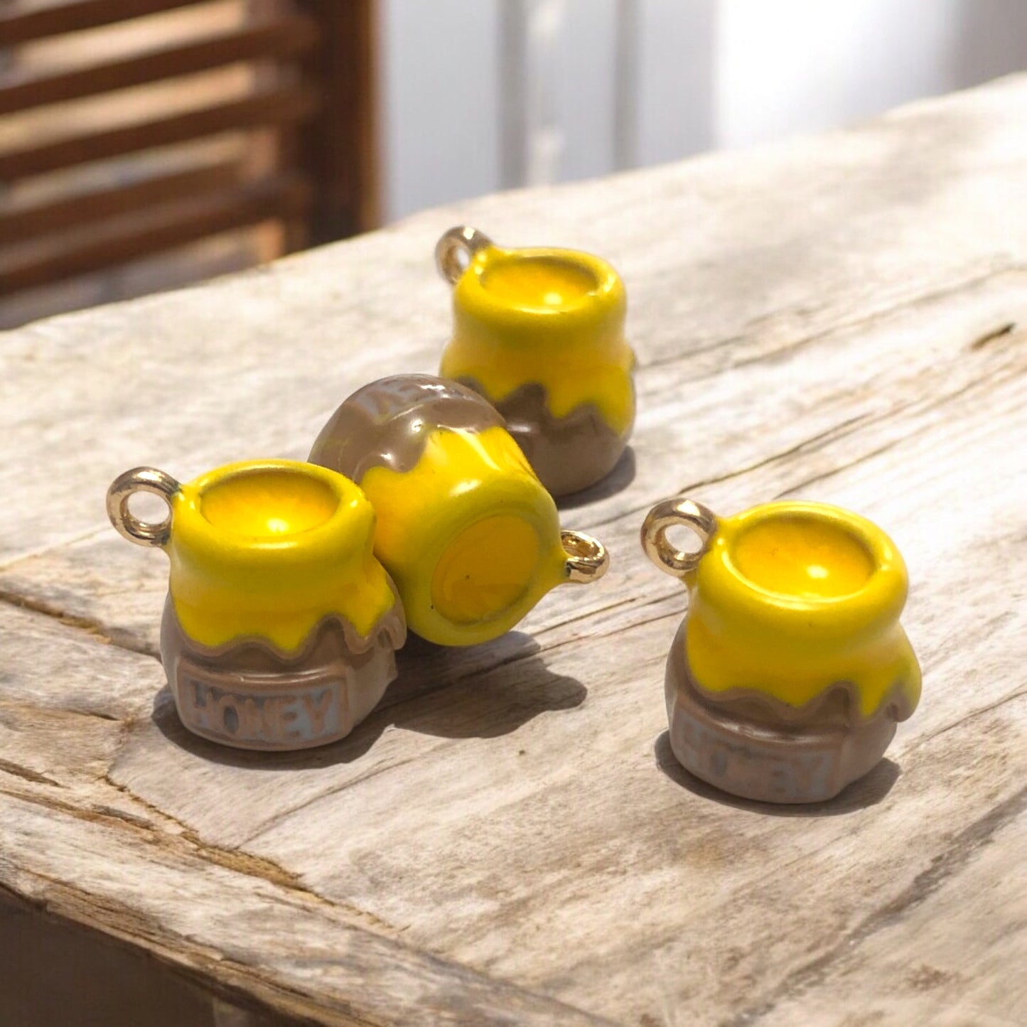 Altın Kaplama Üç boyutlu Bal Kavanozu Kahverengi Sallantı