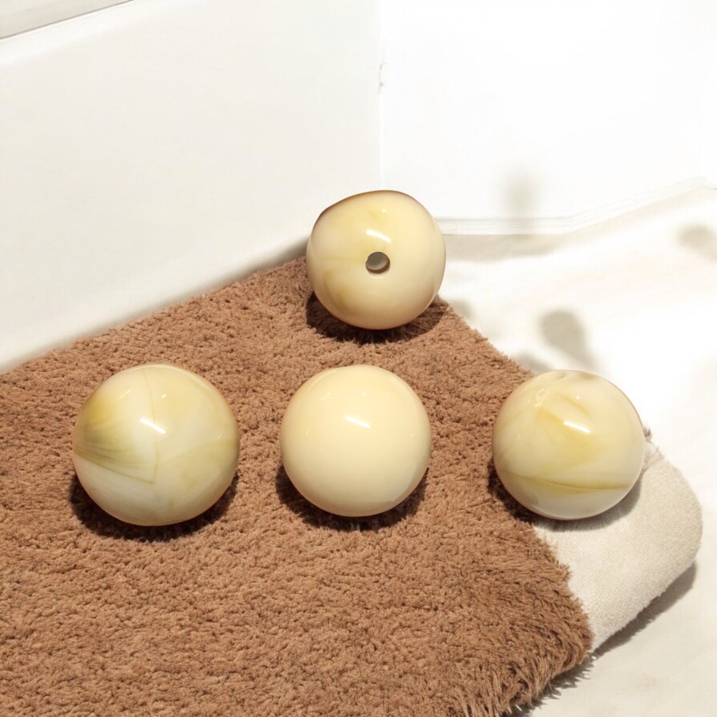 A Kalite Akrilik 18mm Top- Ebruli Krem