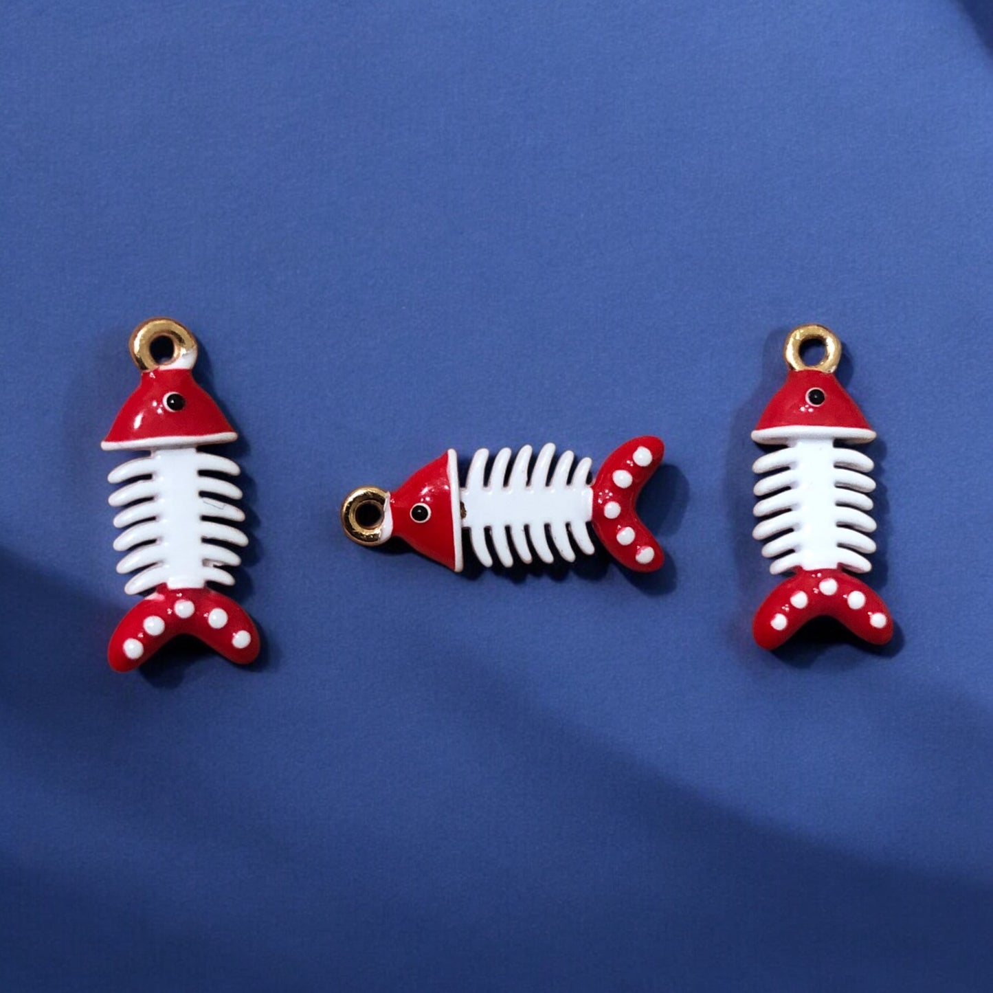 Gold Plated Enamel Strawberry Shaking Attachment - Neon Green