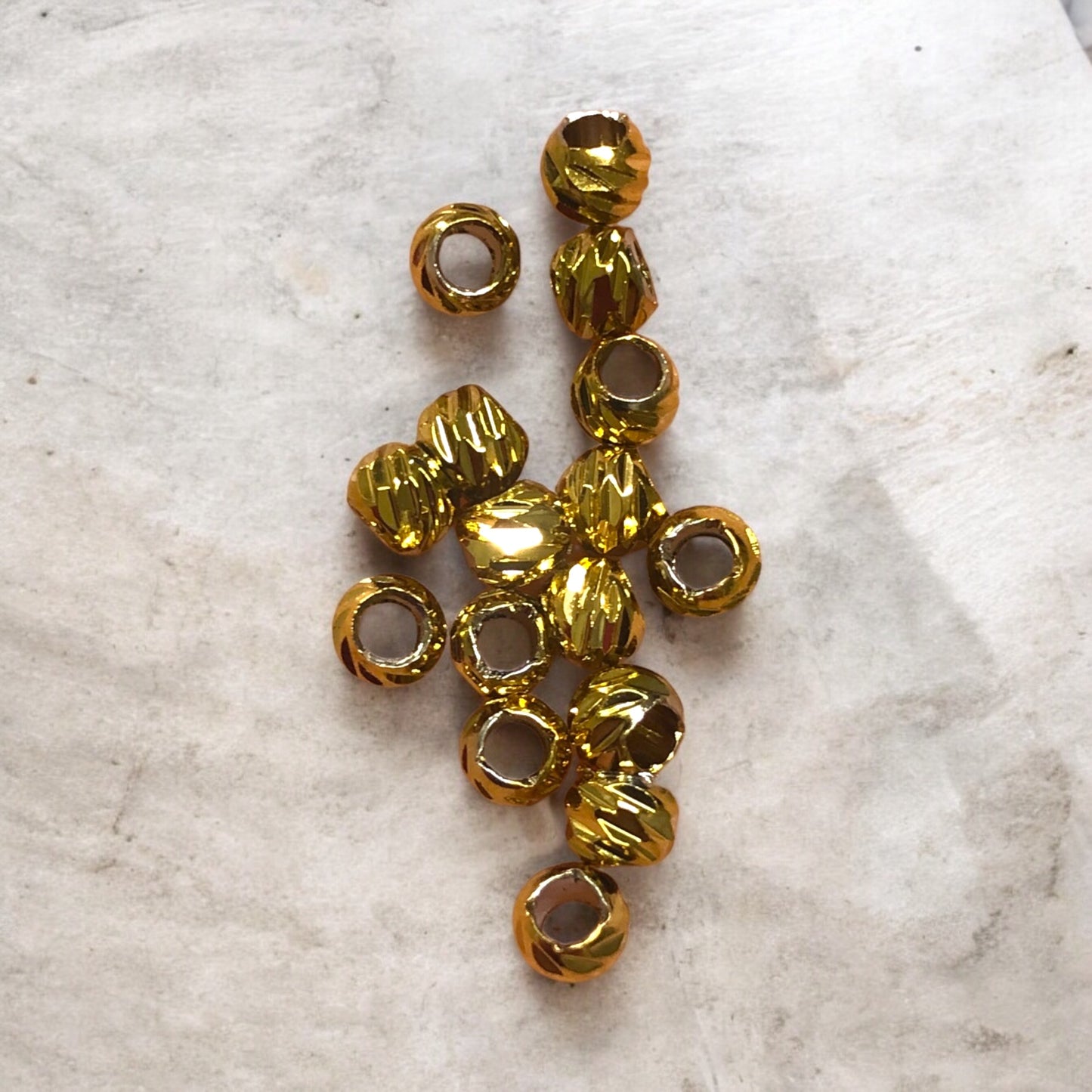 Sarı Çelik 4 mm Dorica