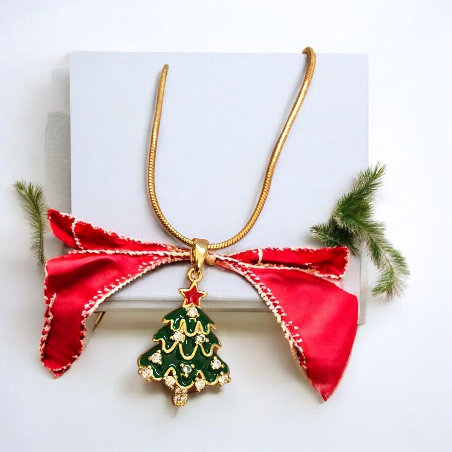 Altın Kaplama Mineli Zirkon Taşlı Mineli Yeni Yıl Aparat - Çam Ağacı Yeşil