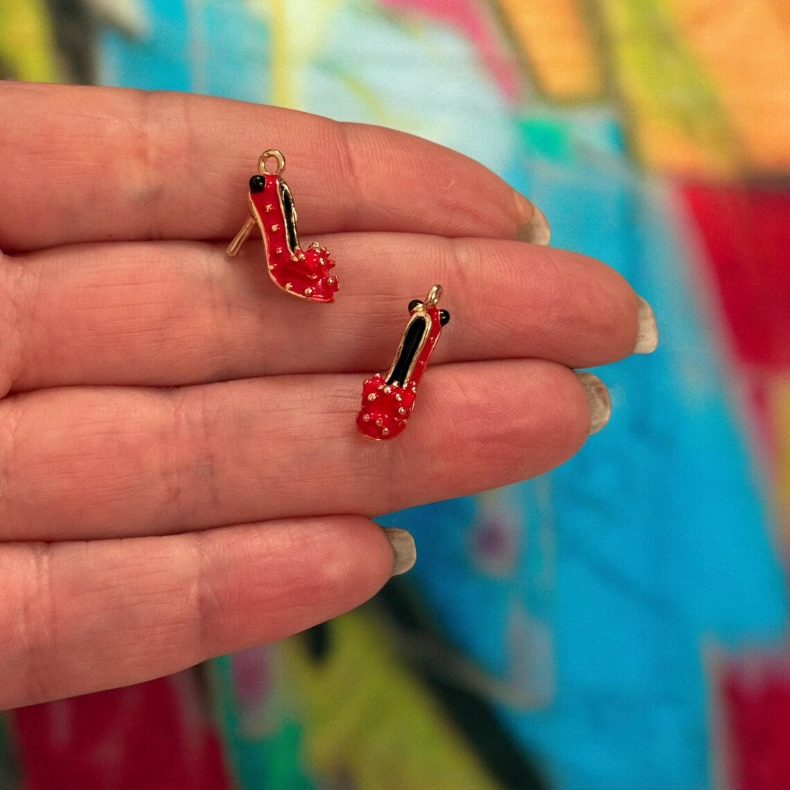 Gold Plated Enamel Strawberry Shaking Attachment - Neon Green