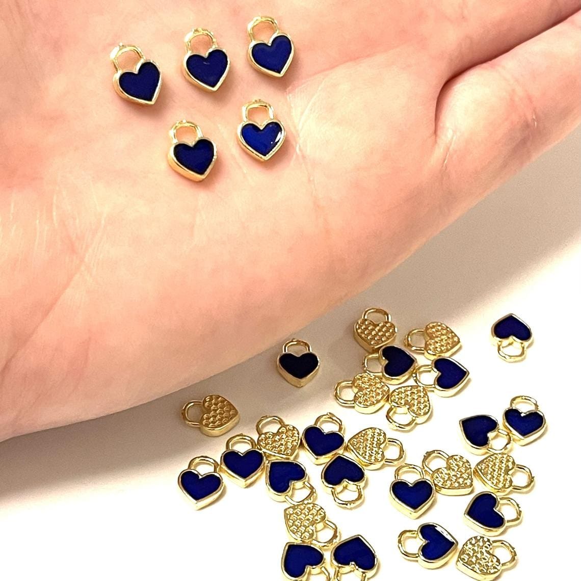 Gold Plated Enamel Mini Heart Shaking Apparatus - Navy Blue