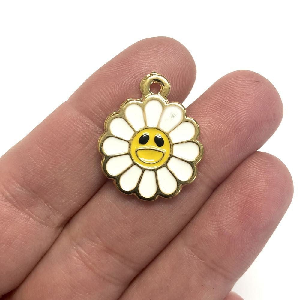 Gold Plated Smiling Daisy Pendant-6
