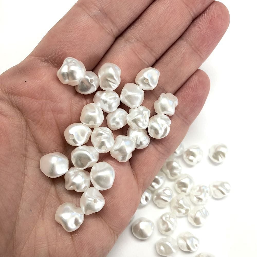 Plastic Shapeless Pearl - White 9x10mm
