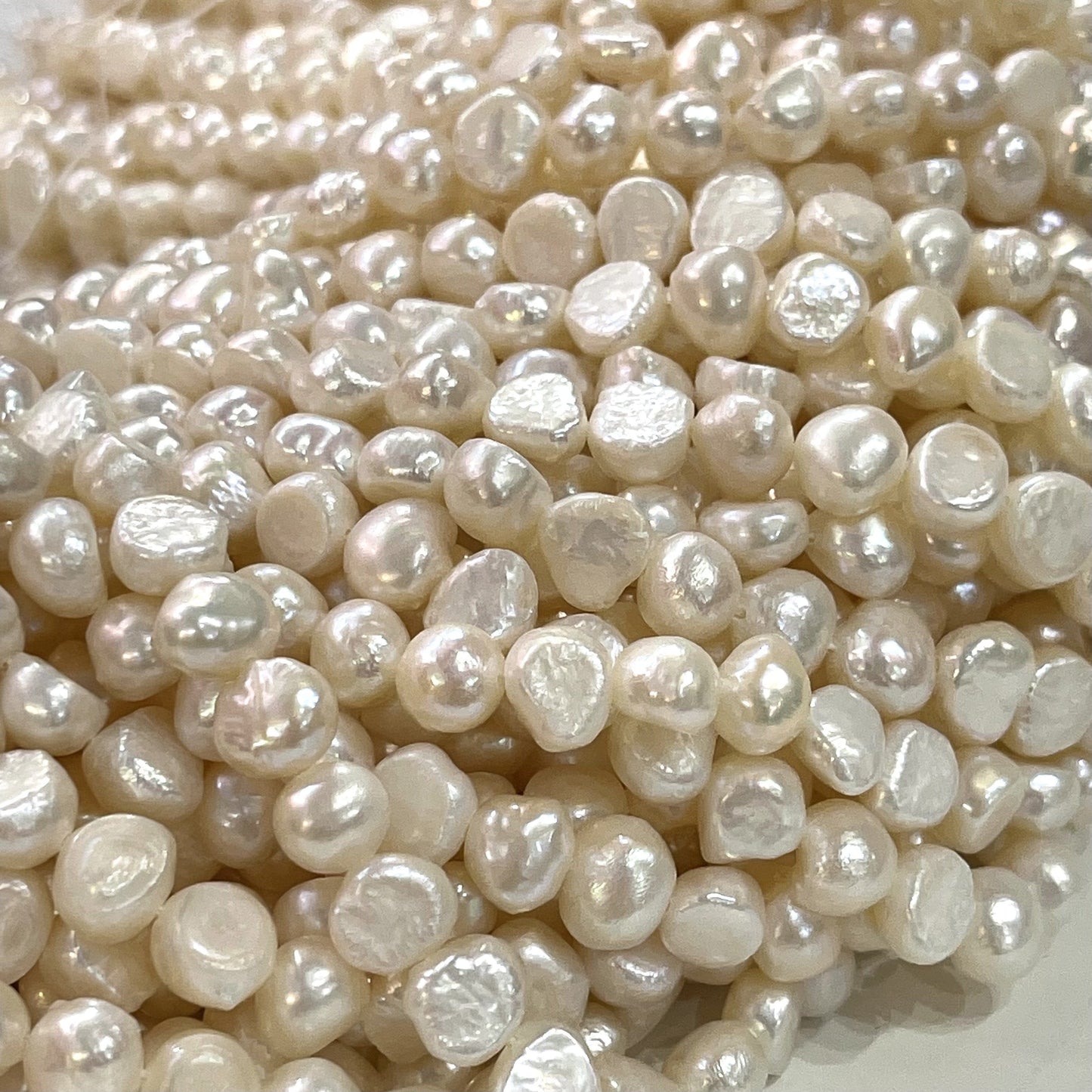 8-9mm Baroque Pearl (round)