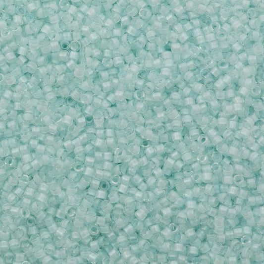 Miyuki Beads, Miyuki Delica 11/0 DB0078 Mit Auqa-Nebel gesäumter Kristallglanz