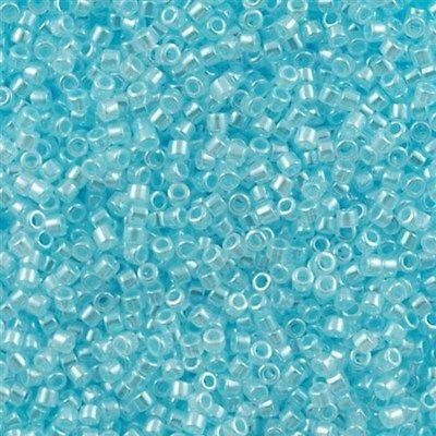 Miyuki Beads, Miyuki Delica 11/0 DB0239 Gefütterter Kristall heller Aquamarin