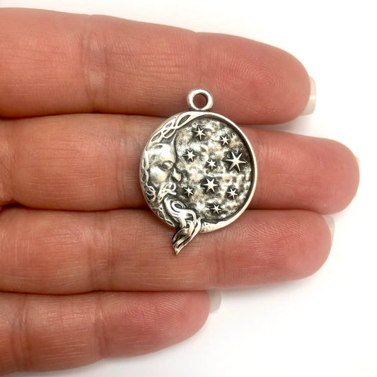 Antique Silver Plated Pendant -44